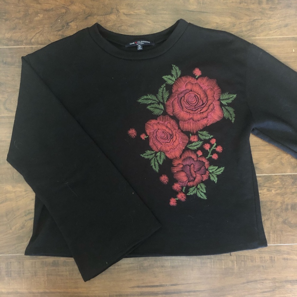 Crew neck sweatshirt with bell sleeves
